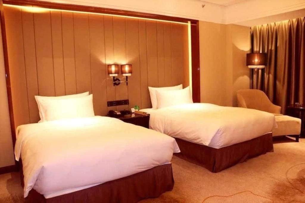 Wyndham Grand Plaza Royale Xianglin Shaoyang Exterior foto