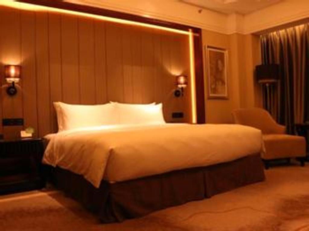 Wyndham Grand Plaza Royale Xianglin Shaoyang Exterior foto
