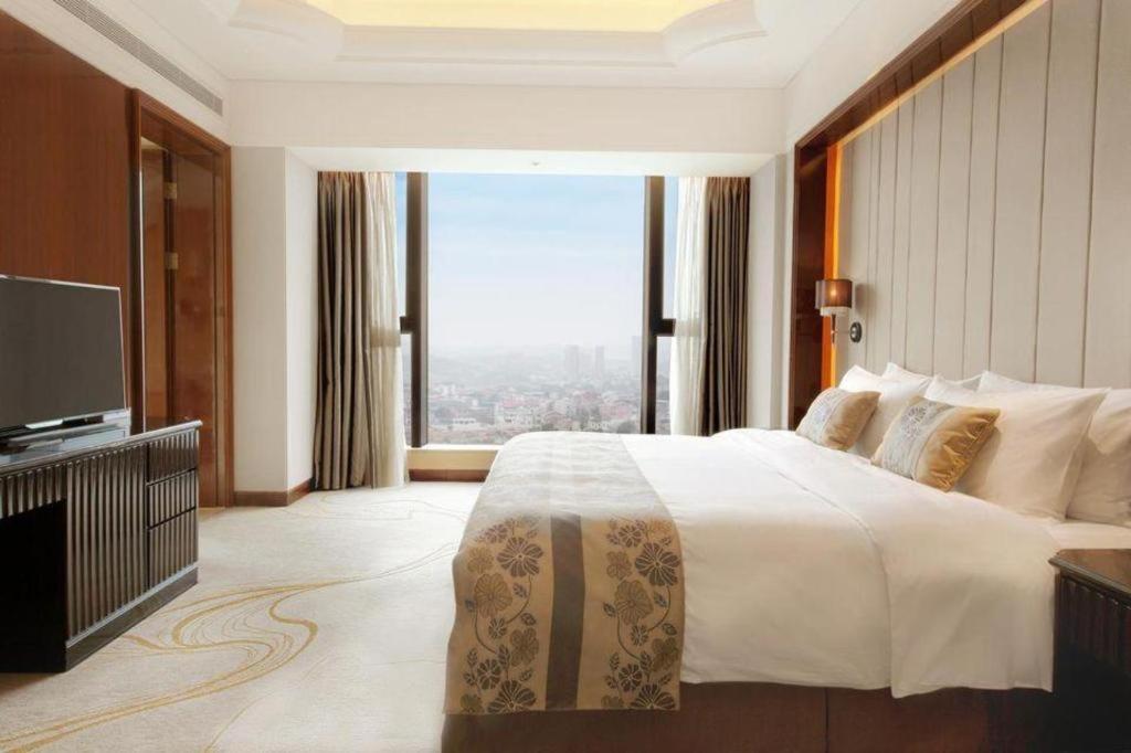 Wyndham Grand Plaza Royale Xianglin Shaoyang Exterior foto