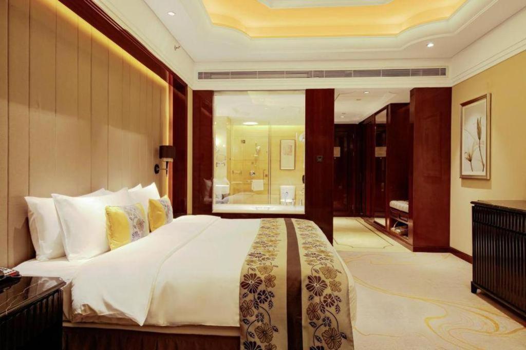 Wyndham Grand Plaza Royale Xianglin Shaoyang Exterior foto